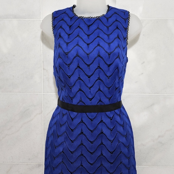 Antonio Melani Halloway Lace Sheath Dress 6 Sleeve - Picture 4 of 13